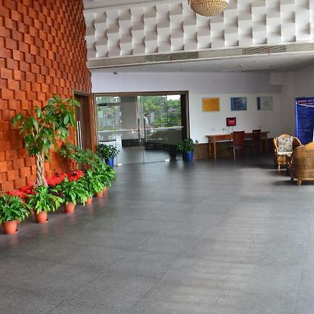 Jingyue 99 Inn Shanghai Pudong Airport Shiwan Branch Exterior photo